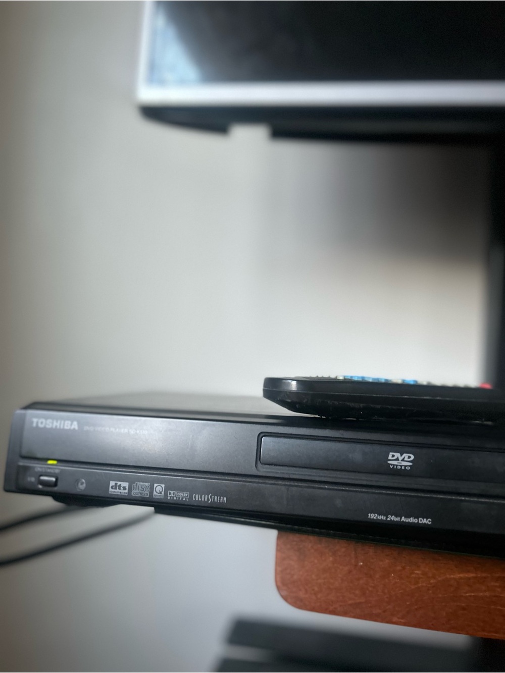 Toshiba Black DVD Player with Remote - Sleek Media Playback